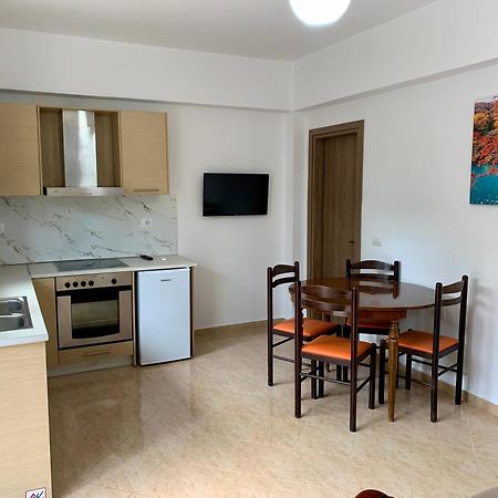 Maxus Apts Saranda Kültér fotó