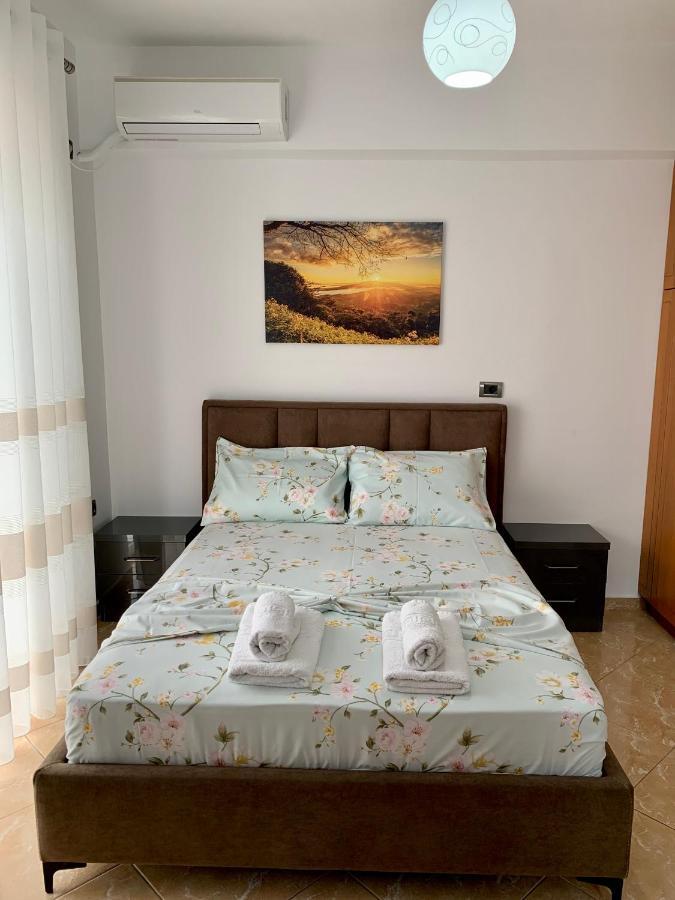 Maxus Apts Saranda Kültér fotó