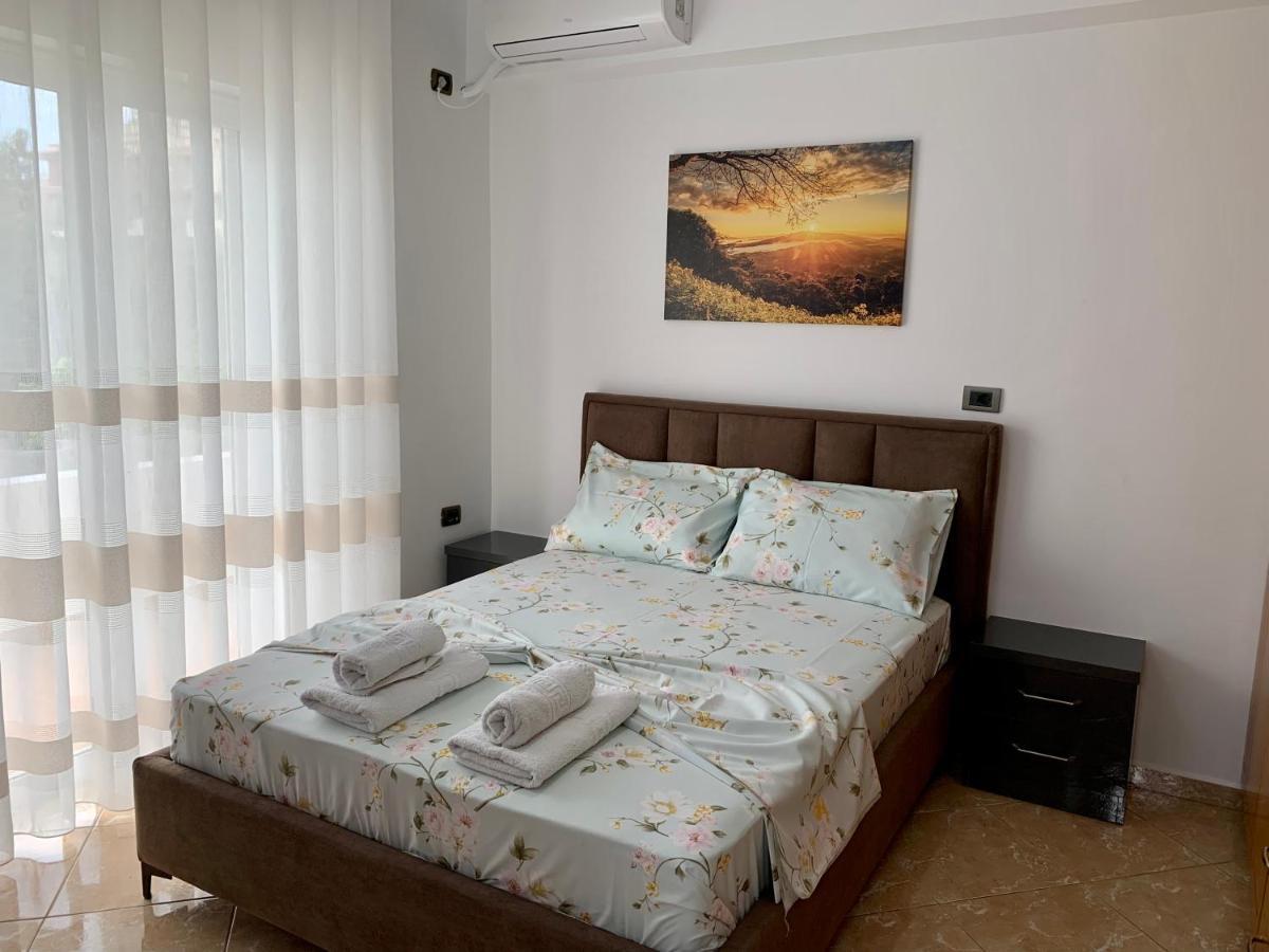Maxus Apts Saranda Kültér fotó