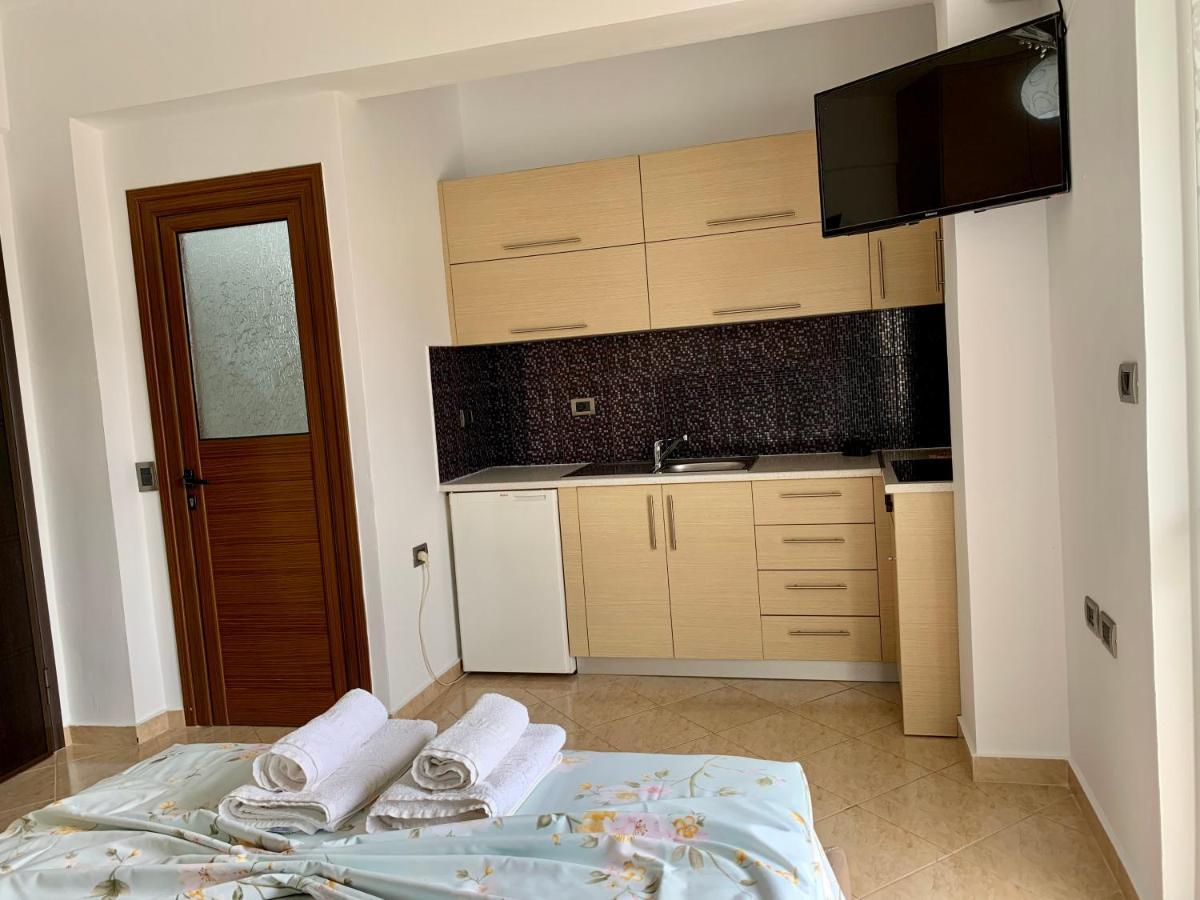 Maxus Apts Saranda Kültér fotó