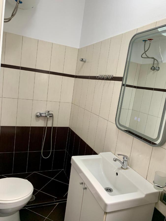 Maxus Apts Saranda Kültér fotó